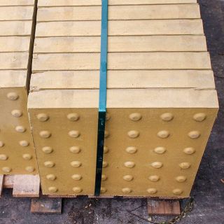 400 x 400 x 50mm Tactile Flag Buff