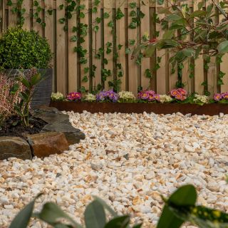 Long Rake Spar Bulk Bag 12 - 20mm Spanish Gold Chippings