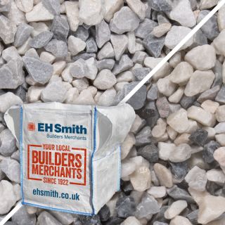 Long Rake Spar Bulk Bag 20mm Polar Ice Chippings