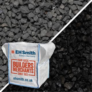 Long Rake Spar Bulk Bag 10mm Black Basalt Chippings