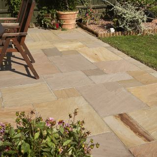 Global Stone 600 Series Premium Sandstone Country Buff 15.3m² Project Pack