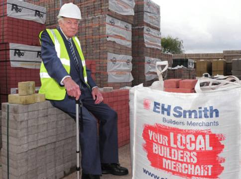 Ken Smith, 1918 - 2017